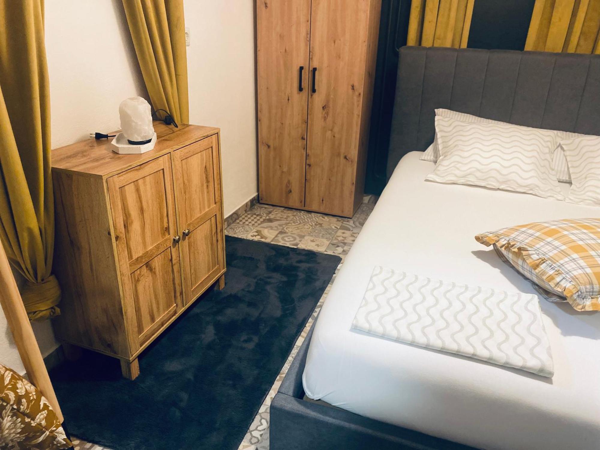Rooms & Apartment Zala Airport Shuttle Option Cerklje na Gorenjskem Exterior photo